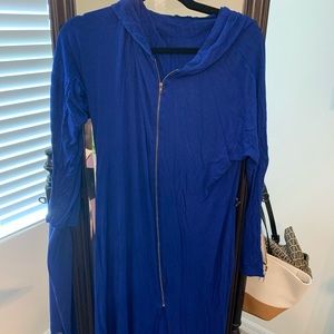 Long sleeve high-low hoodie